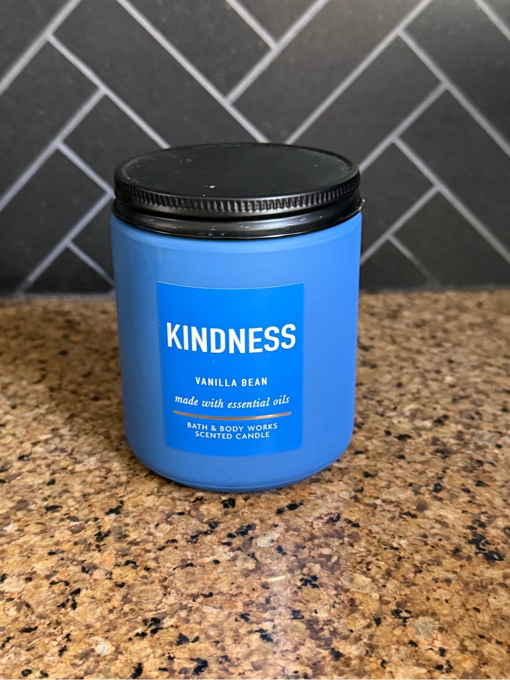 Bath & Body Works Kindness Vanilla Bean Single Wick Candle - Picture 2 of 6